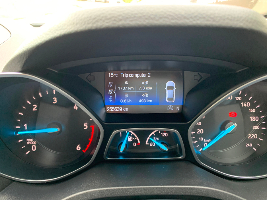 2018 Ford Kuga - image 18