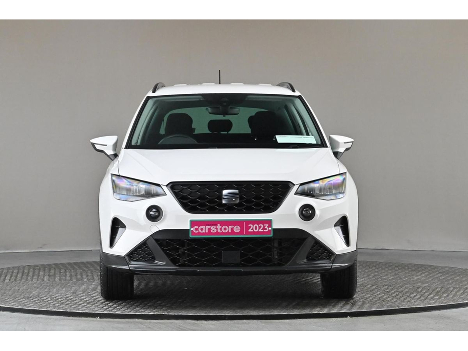 2023 SEAT Arona - image 2