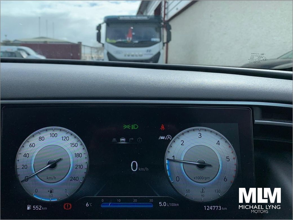 2021 Hyundai Tucson - image 14