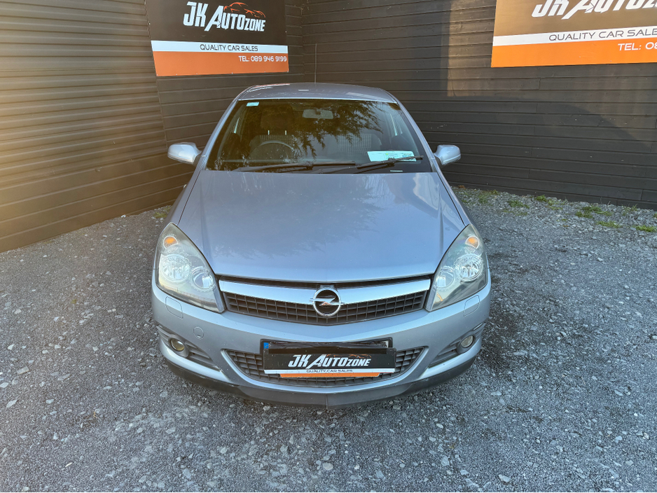 2007 Opel Astra - image 3