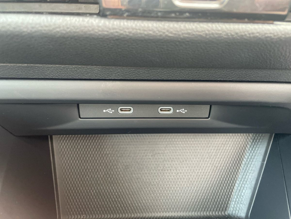 2024 Volkswagen Golf 2.0 TDI 115HP Life €27,475