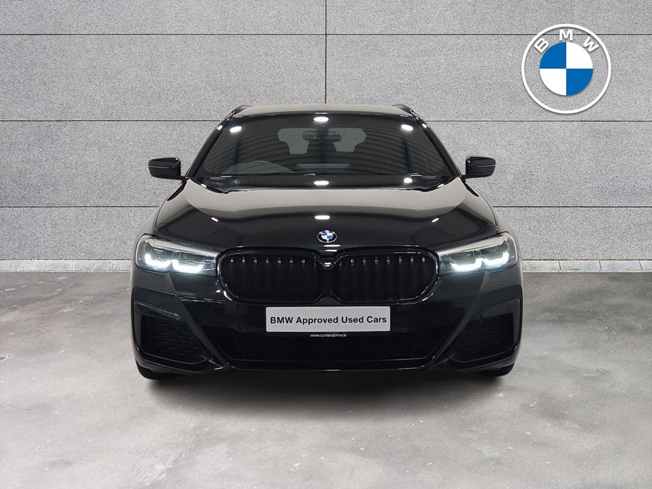 2023 BMW 5 Series - image 16