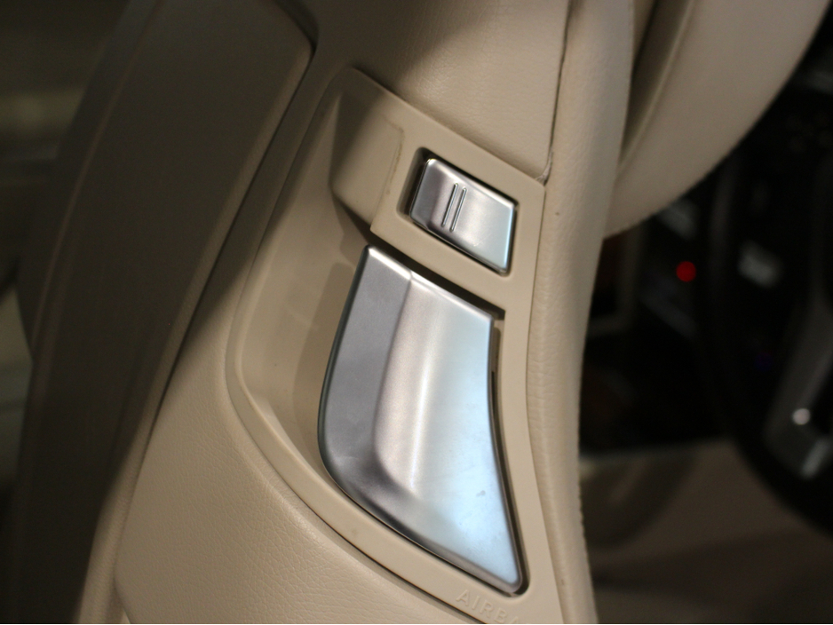 2014 Mercedes-Benz E Class - image 19