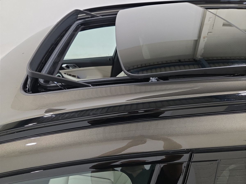 2026 BMW X5 xDrive50e M Sport