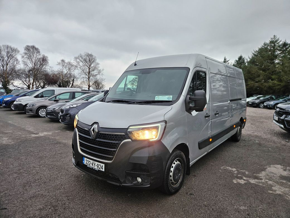 2022 Renault Master - image 4