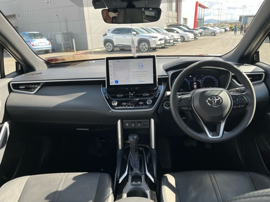 2023 Toyota Corolla Cross - image 8