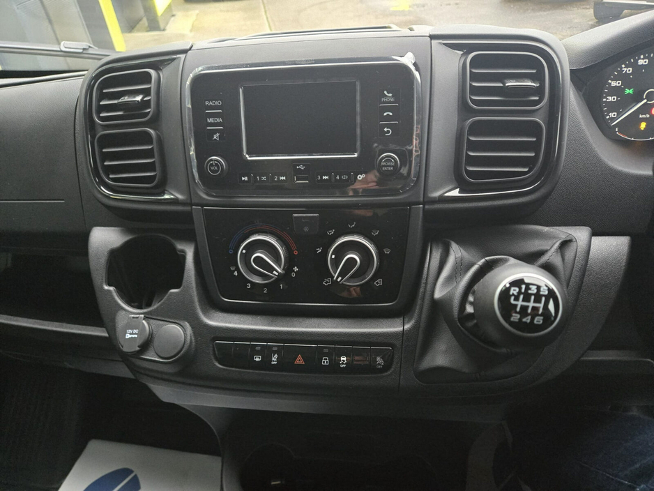 2026 Opel Movano  €28,750