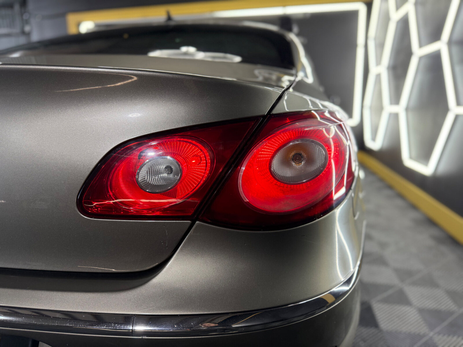 2011 Volkswagen CC - image 12