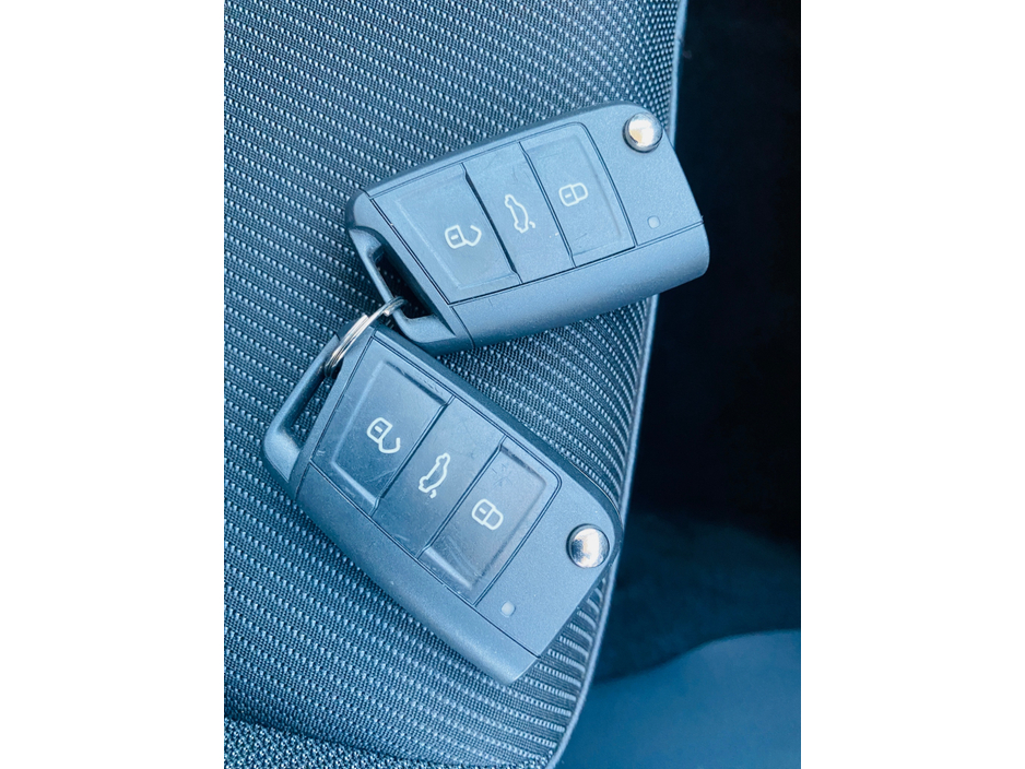 2020 Volkswagen T-Cross T-CROSS FIRST EDTION PLUS DSG 2020 (202) €20,995