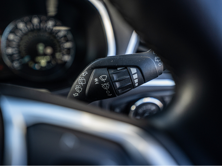 2016 Ford S-Max - image 23