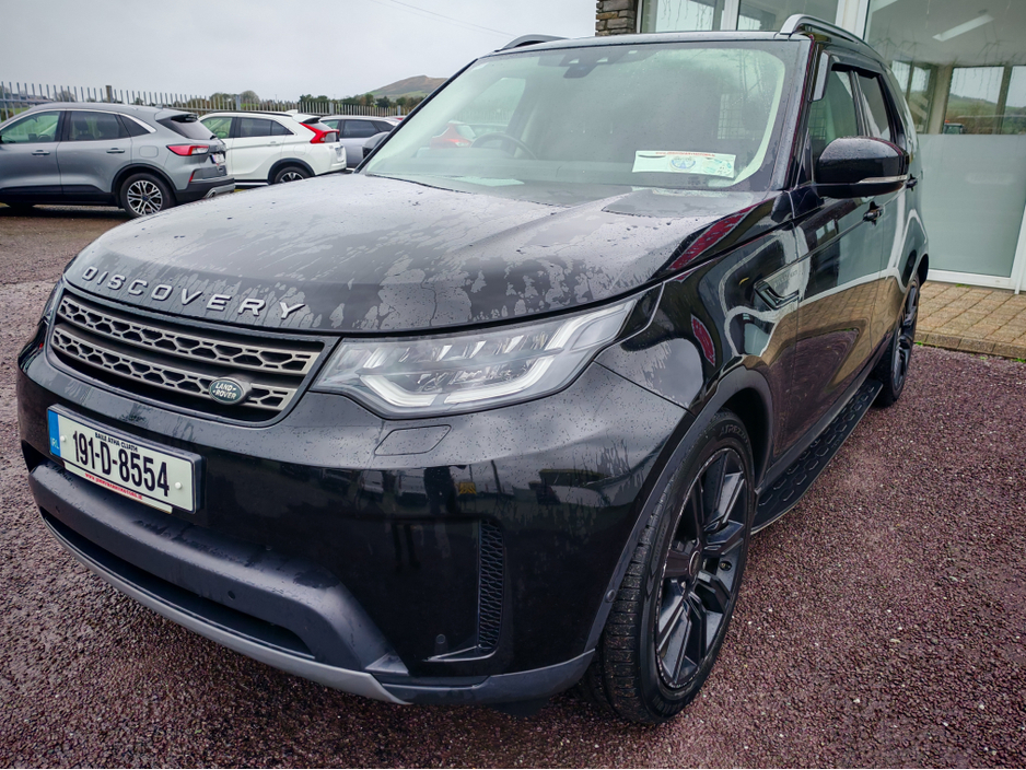 2019 Land Rover Discovery - image 12