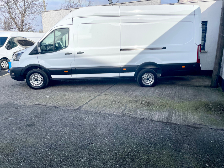 2023 Ford Transit - image 31