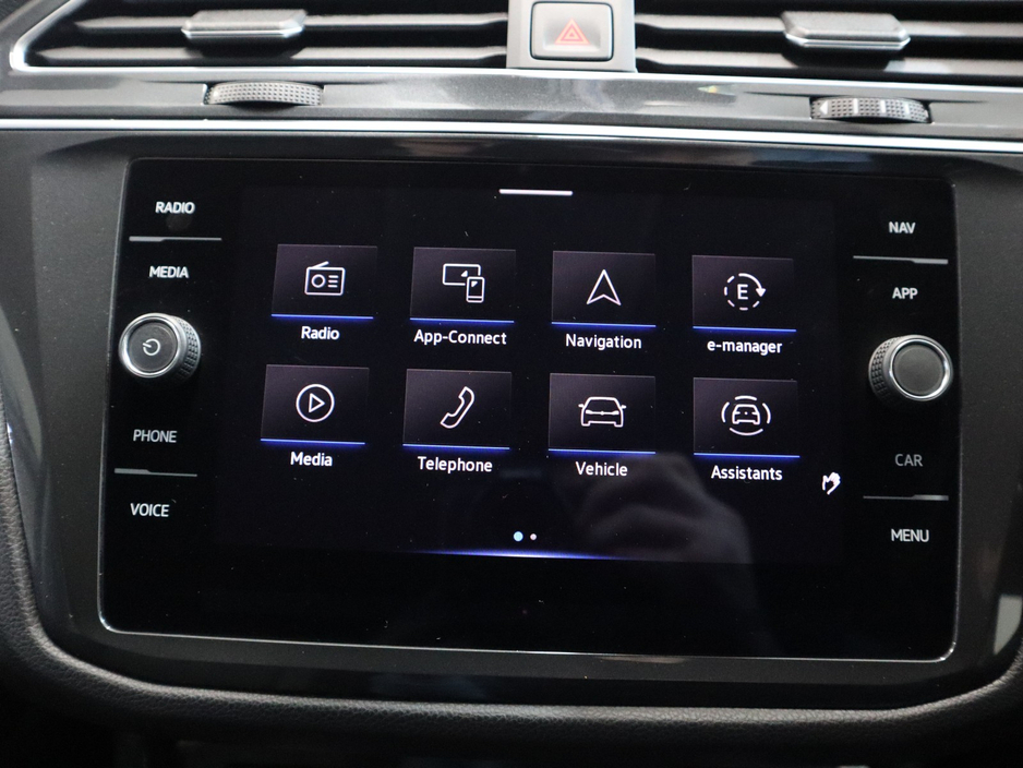 2022 Volkswagen Tiguan *98* LIFE TSI PHEV S-A DSG €29,700