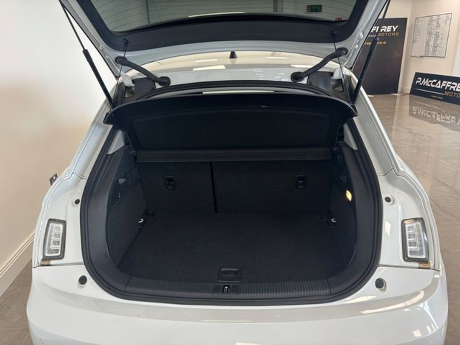 2016 Audi A1 1.0TFSI 95HP S Tronic SE €11,950