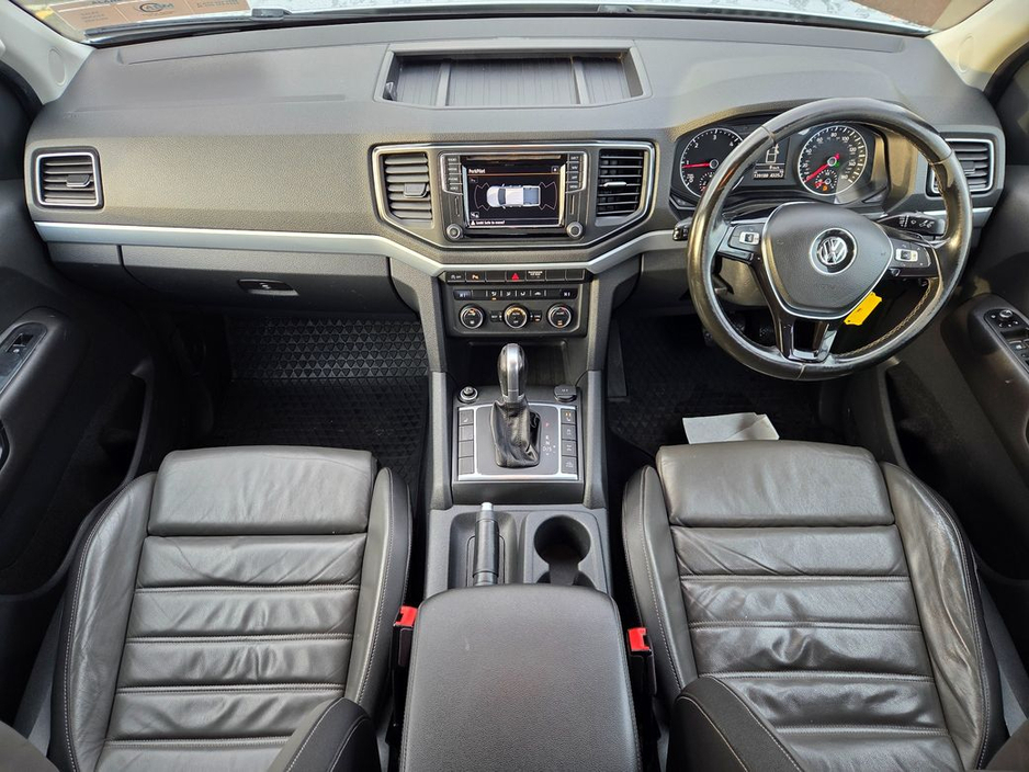 2017 Volkswagen Amarok - image 10