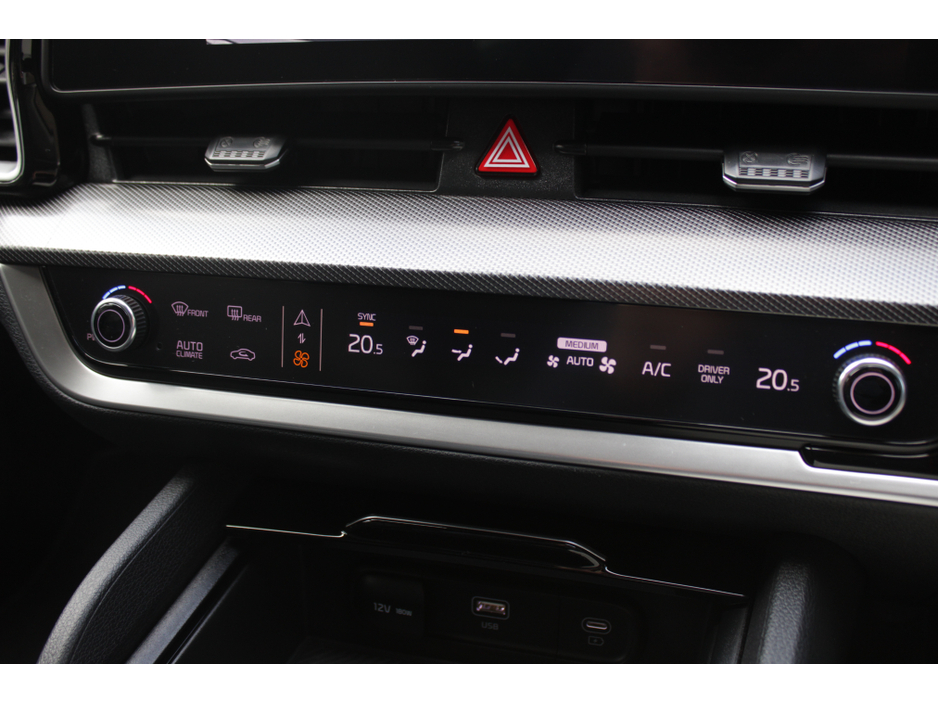 2023 Kia Sportage - image 14