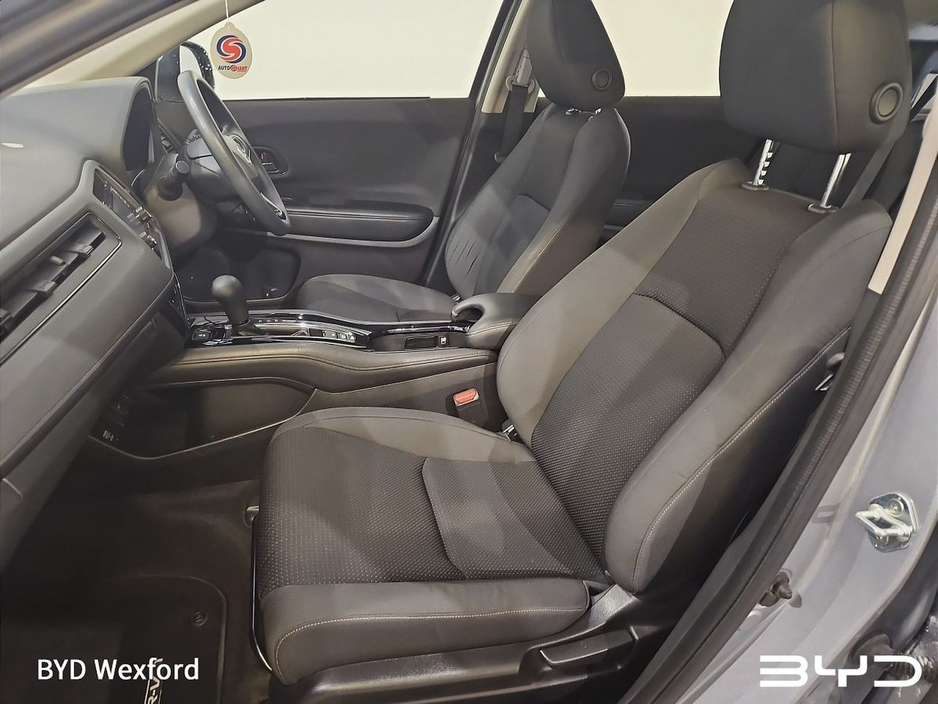 2019 Honda HR-V - image 7