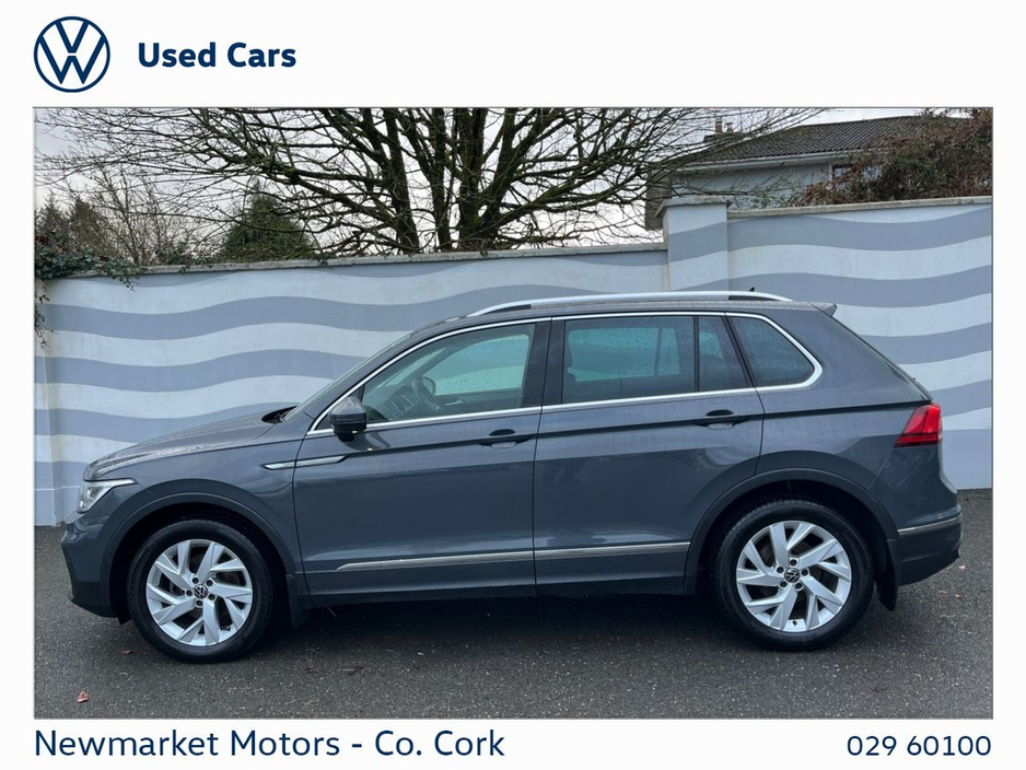 2023 Volkswagen Tiguan - image 6