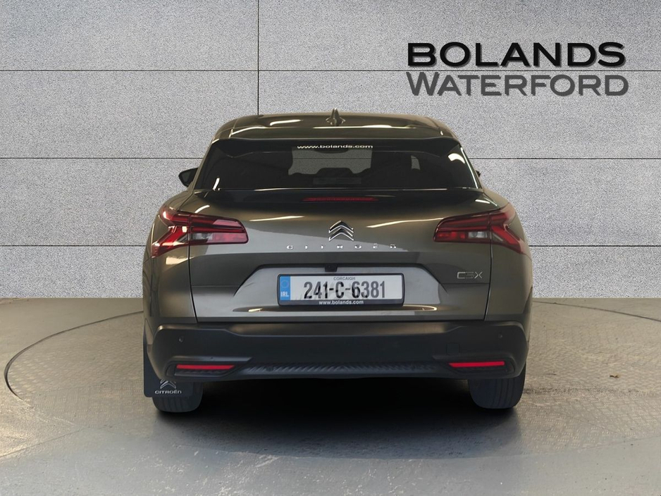 2024 Citroen C5X - image 16