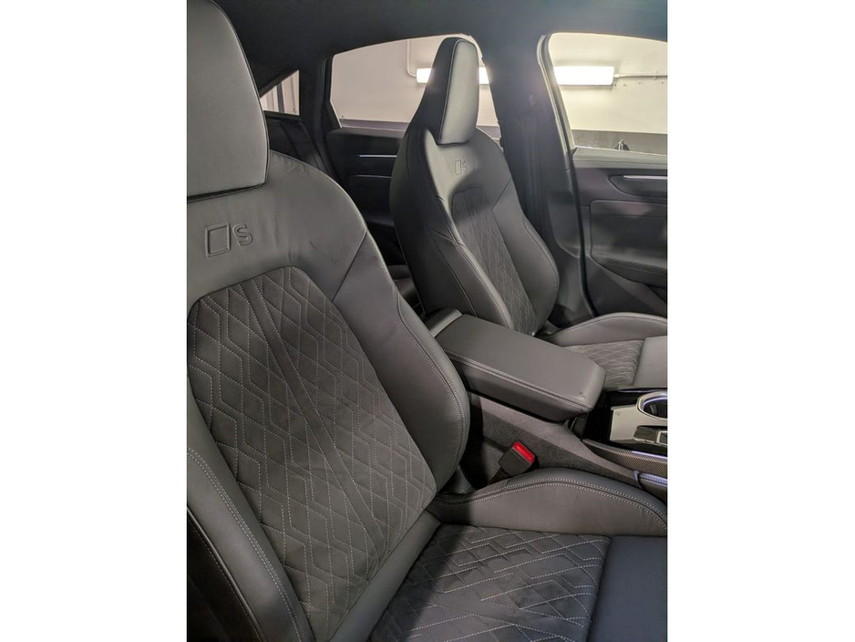 2025 Audi A6 E-HYBRID QUATTRO LAUNCH EDITION €79,888