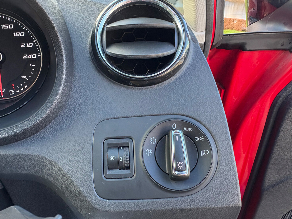 2016 SEAT Ibiza SC 1.0MPI 75HP S €8,950