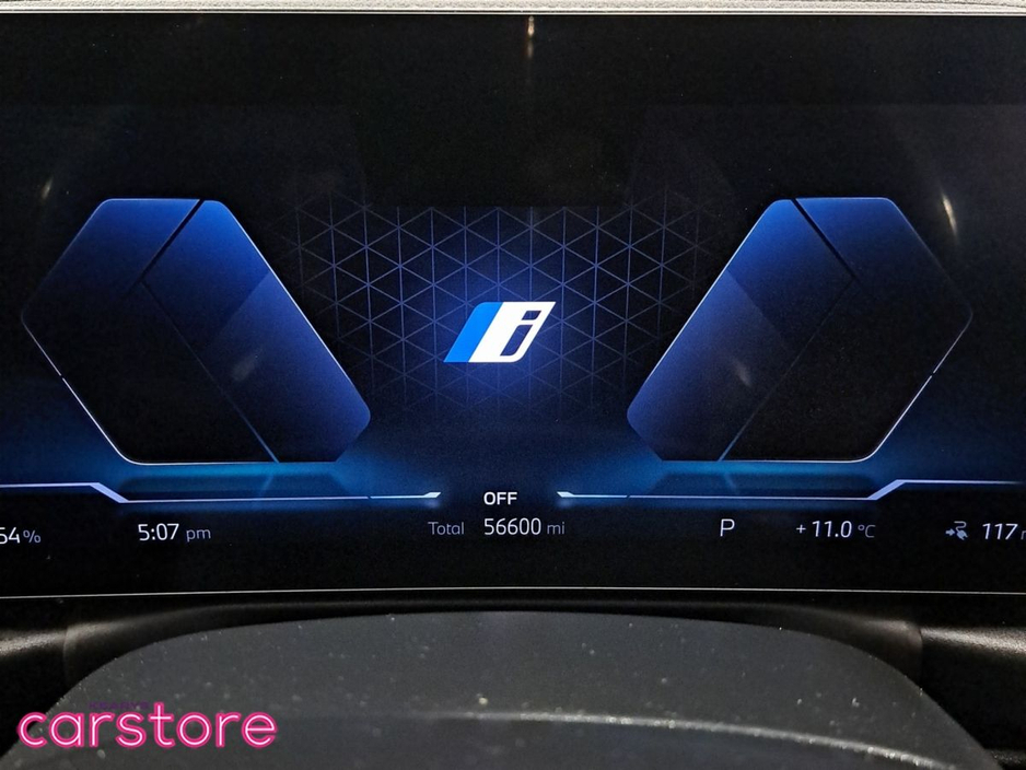 2022 BMW i4 - image 18