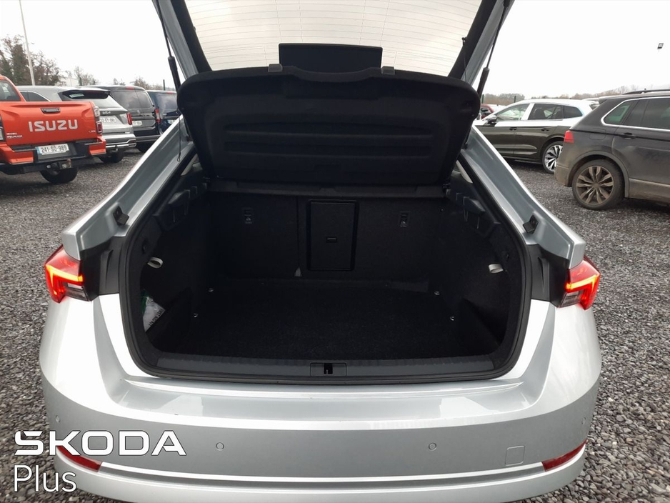 2024 Skoda Octavia - image 10