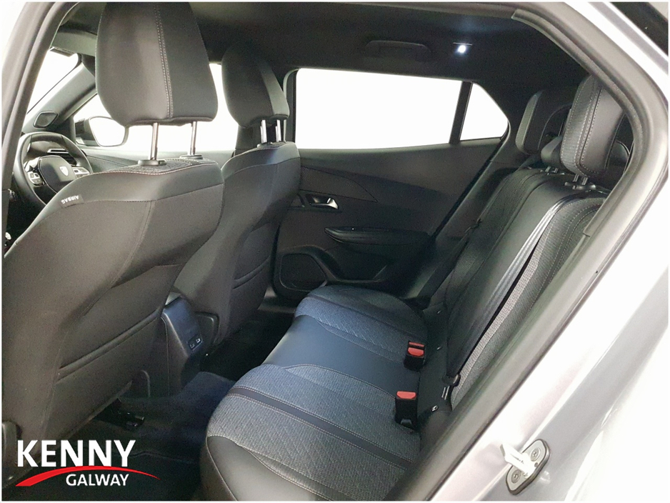 2024 Peugeot 2008 - image 13