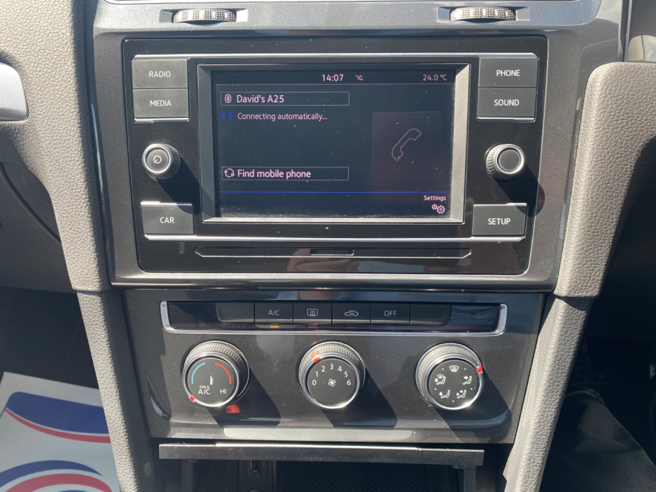 2019 Volkswagen Golf  €11,341