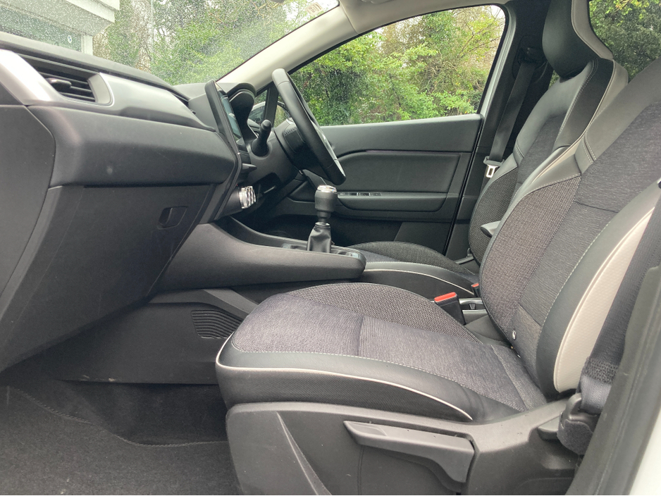 2023 Renault Captur TECHNO TCE 90 MY23 5DR €18,995