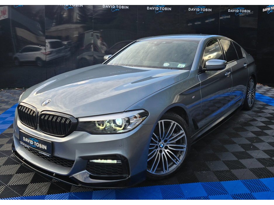 2017 BMW 5 Series - image 15