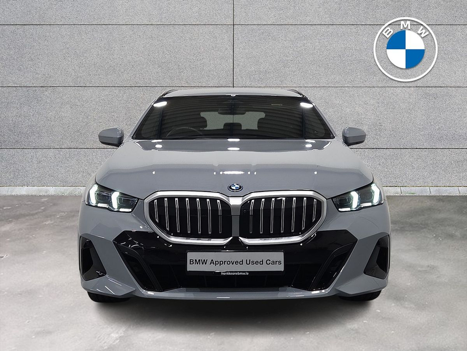 2025 BMW 5 Series - image 16