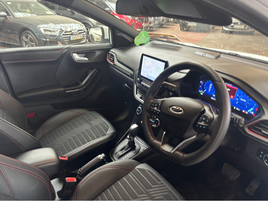 2023 Ford Puma - image 4