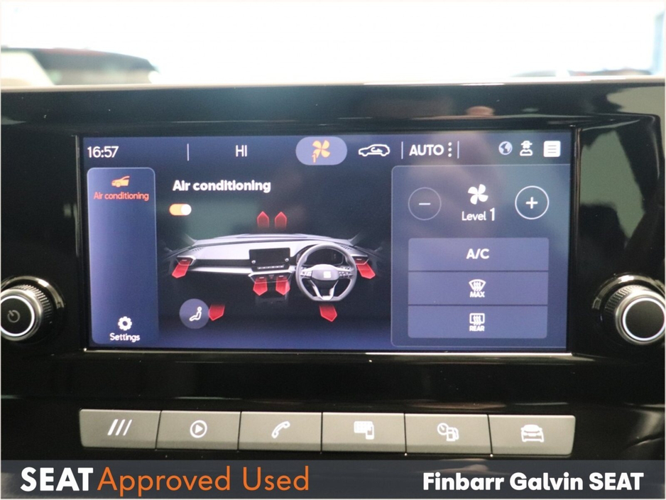 2022 SEAT Leon - image 15