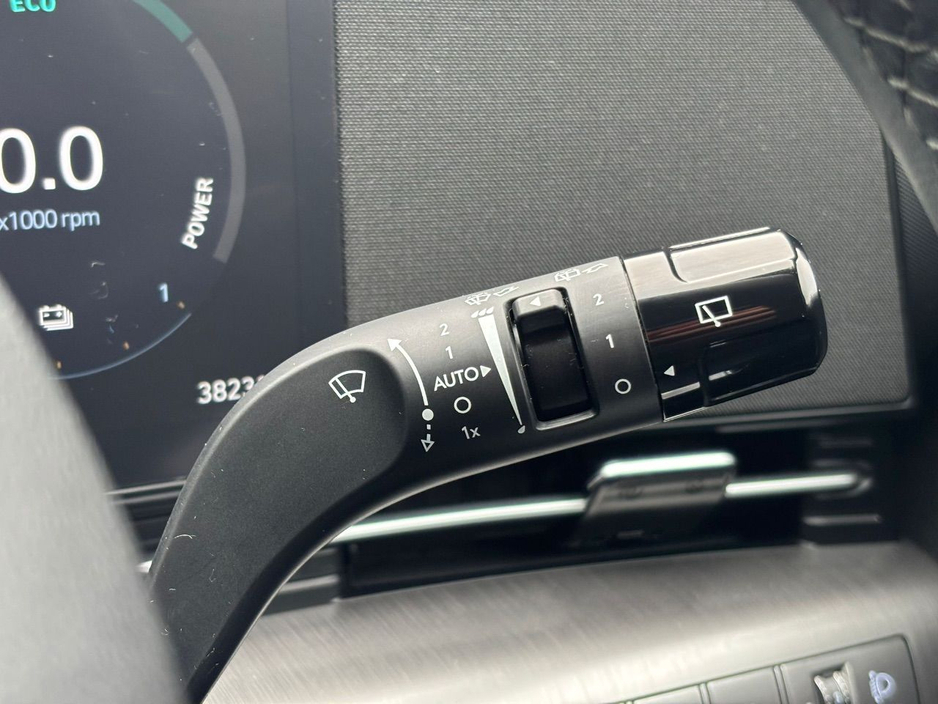 2023 Hyundai Kona - image 21