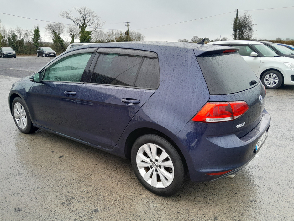 2016 Volkswagen Golf - image 4