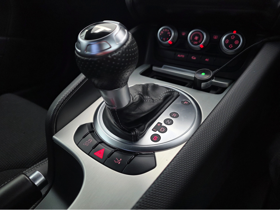 2012 Audi TTS 1.8 TFSI S-LINE EDITION LEATHER HEATED SEATS REV CAMERA ALLOYS €13,750