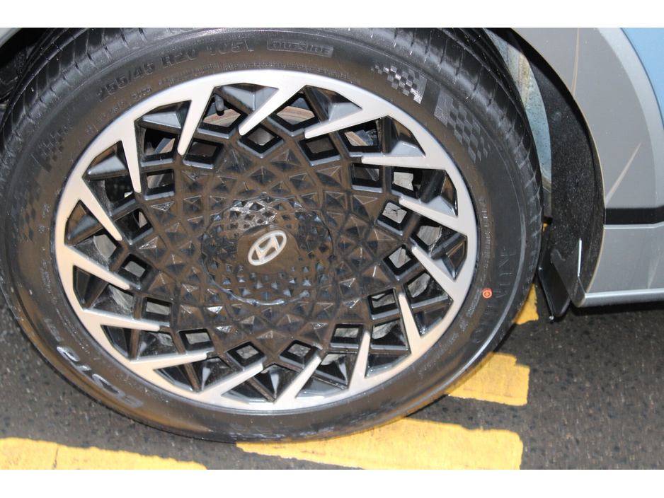 2024 Hyundai Ioniq 5 - image 10