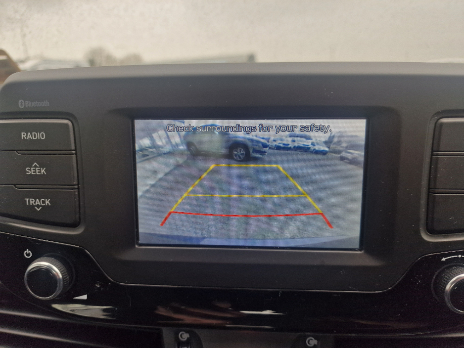 2017 Hyundai i30 - image 12