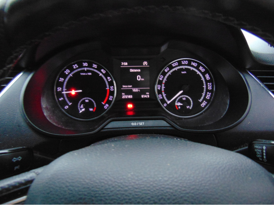 2016 Skoda Octavia - image 16