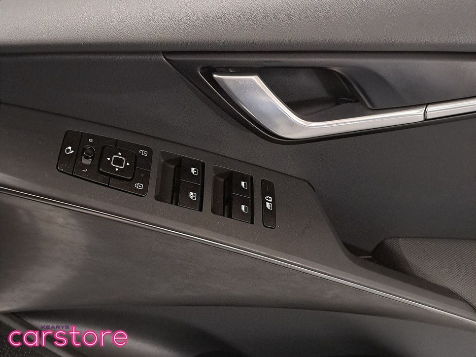 2023 Kia Niro 1.6 GDI PHEV K4 Auto €31,880