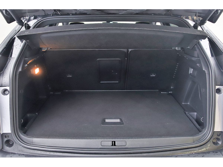 2022 Peugeot 3008 - image 28