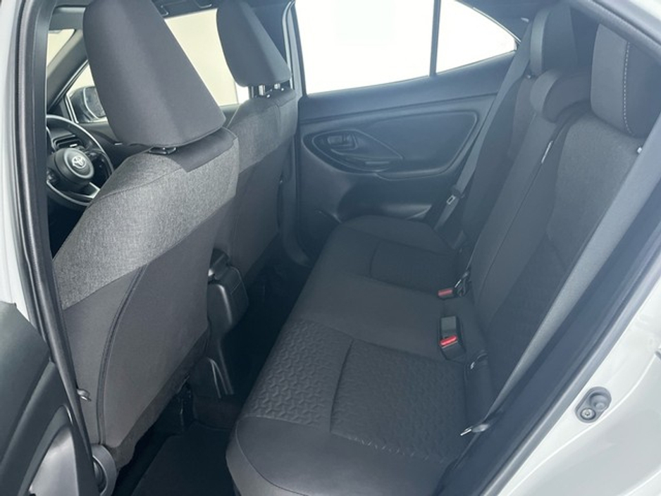 2023 Toyota Yaris Cross HYBRID LUNA SPORT €28,950