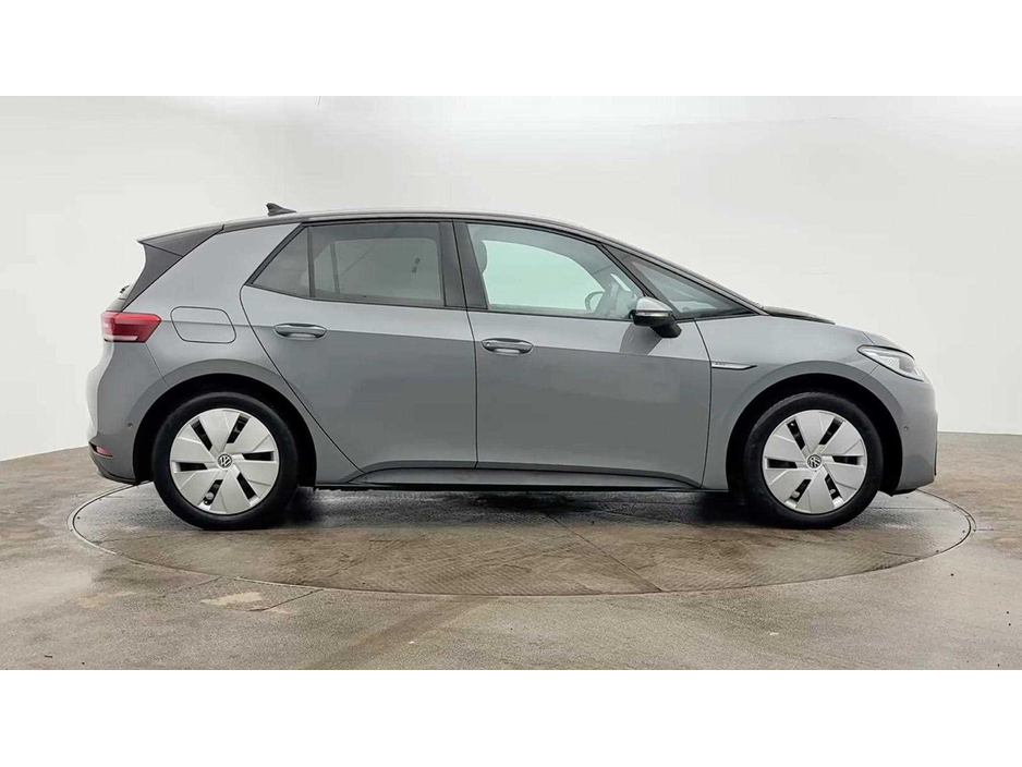 2023 Volkswagen ID.3 - image 3