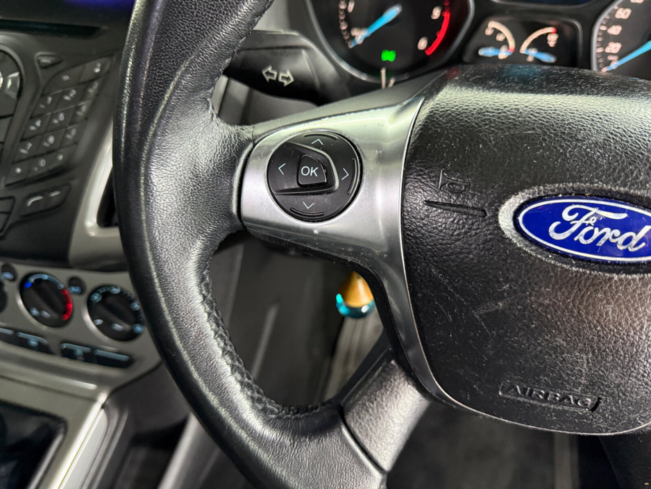 2011 Ford Focus 1.6 TDCI 95 PS Edge €3,950