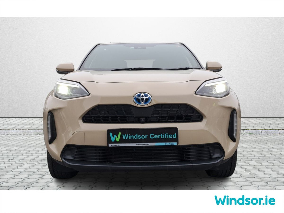 2023 Toyota Yaris Cross - image 9