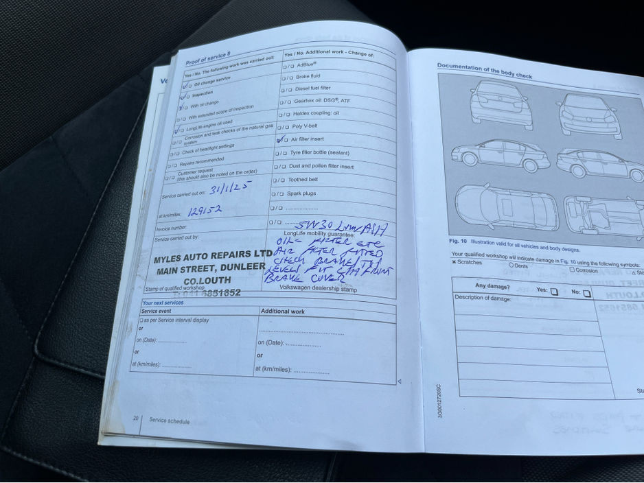 2016 Volkswagen Golf - image 27