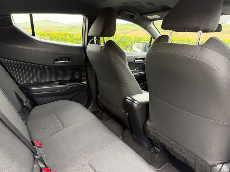 2018 Toyota C-HR - image 10