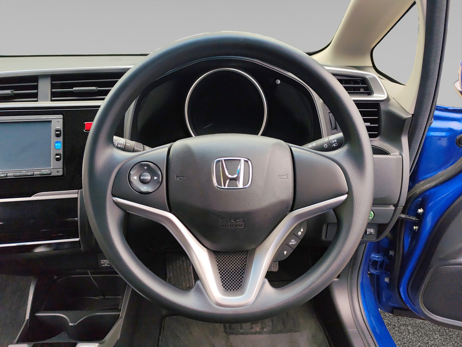 2017 Honda Fit - image 9