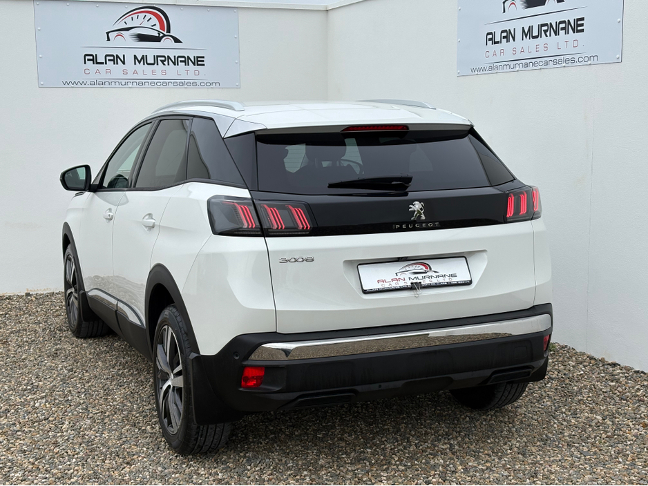 2021 Peugeot 3008 - image 11